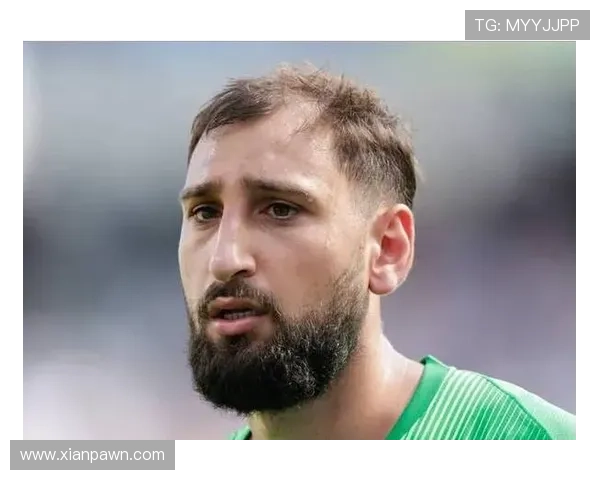 曼城重金引进世界顶级门将 曼联决定放弃大马丁引新守门员 曼城重金引进世界顶级门将 曼联决定放弃大马丁引新守门员